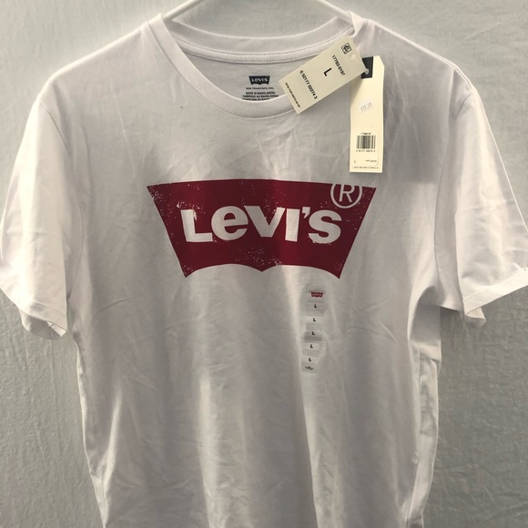 Levi's Other - Levis White and Red Batwing Logo Tee Shirt